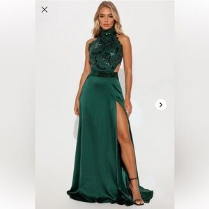 NWT FASHION NOVA Elegant with High Slit L 
🚨 My prices are firm, no discount